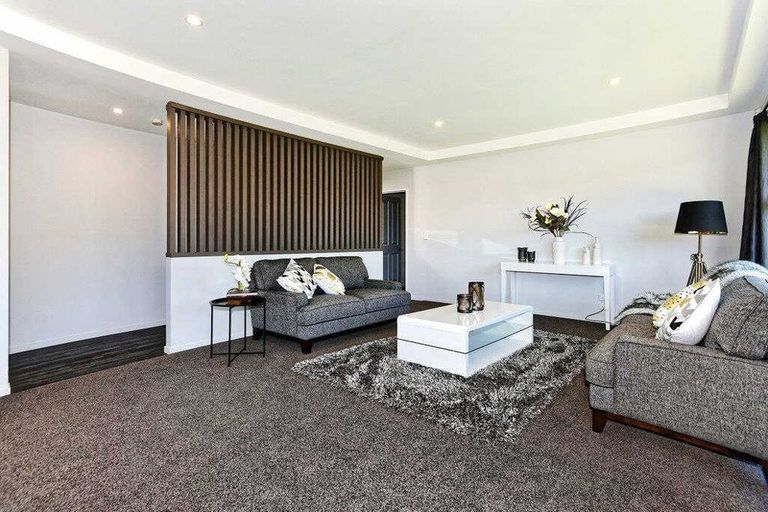 Photo of property in 10 Burford Way, Rolleston, 7615