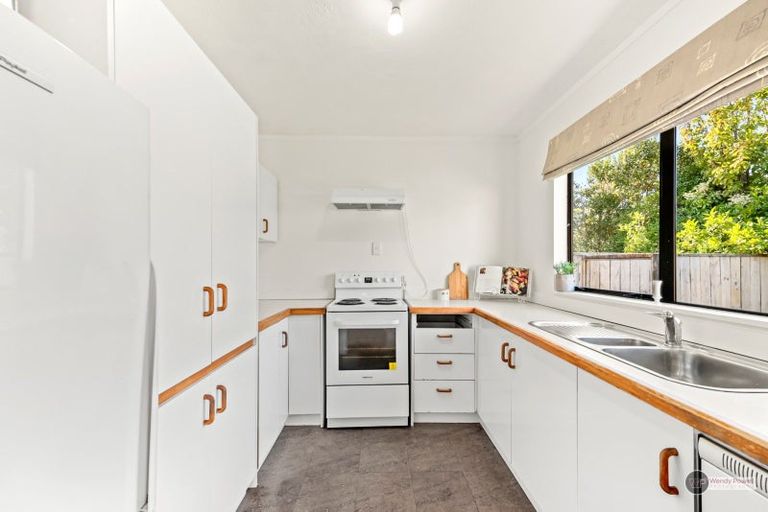 Photo of property in 10b Purser Grove, Fairfield, Lower Hutt, 5011