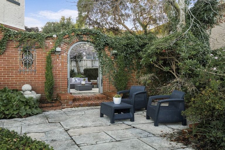 Photo of property in 14 Sheen Street, Roslyn, Dunedin, 9010