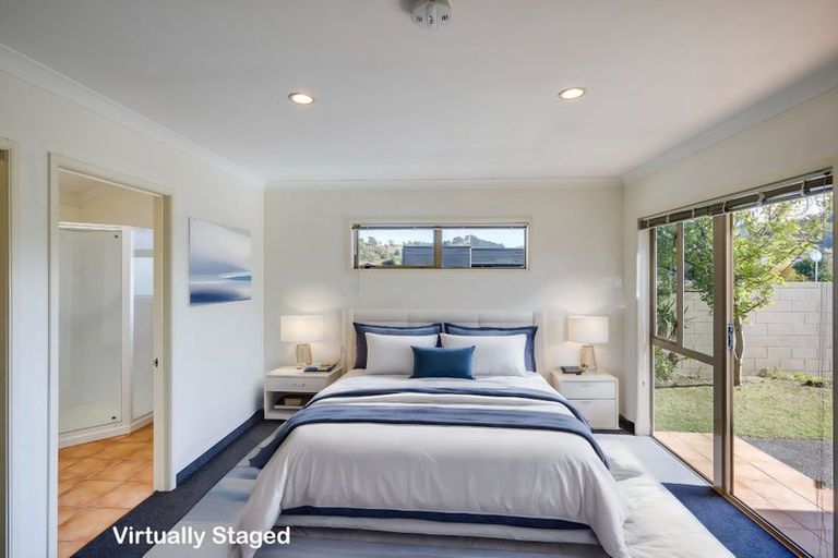 Photo of property in 54 Neeve Road, Taradale, Napier, 4112