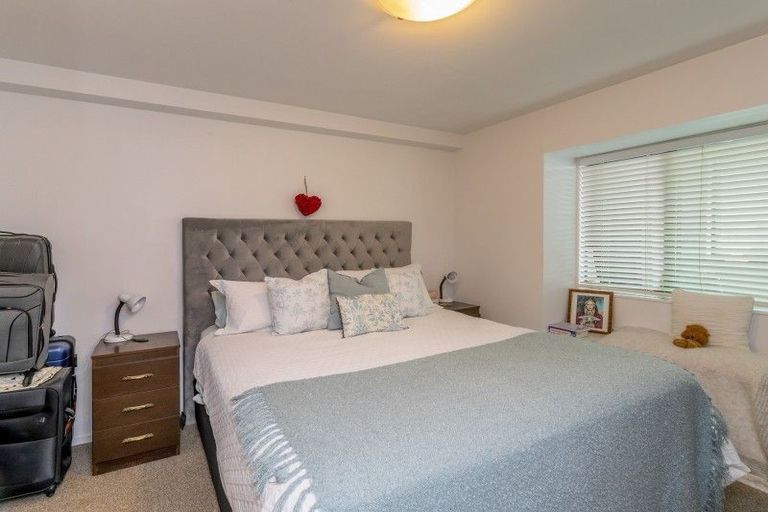 Photo of property in 1e/25 Maclean Street, Paraparaumu Beach, Paraparaumu, 5032