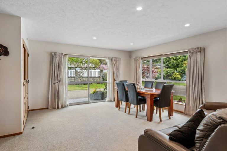 Photo of property in 33 Oakden Drive, Darfield, 7510
