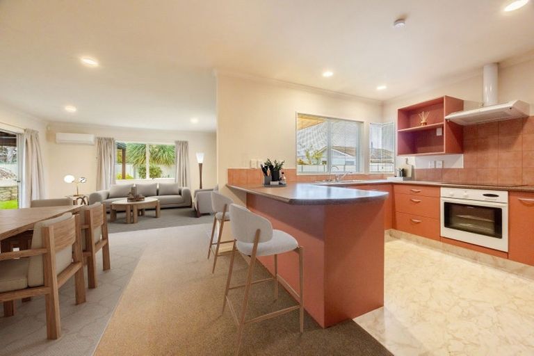 Photo of property in 6a Moeller Street, Taradale, Napier, 4112