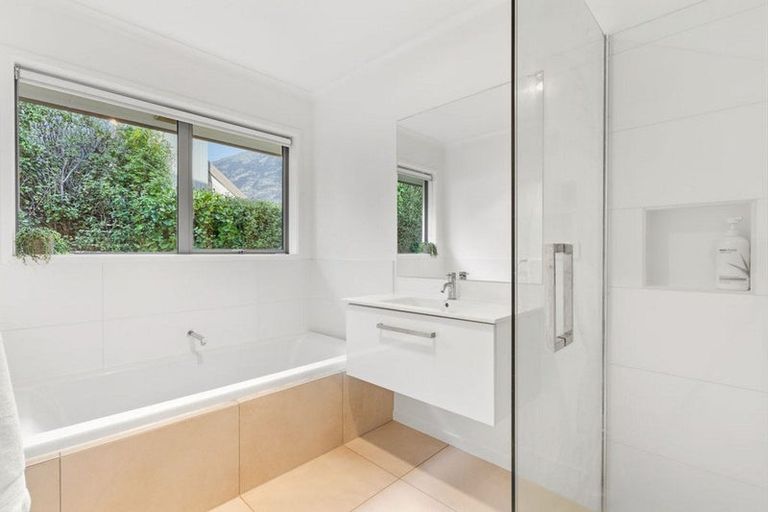 Photo of property in 3 Shipton Court, Lower Shotover, Queenstown, 9304