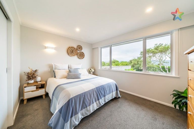 Photo of property in 4/30 London Road, Korokoro, Lower Hutt, 5012