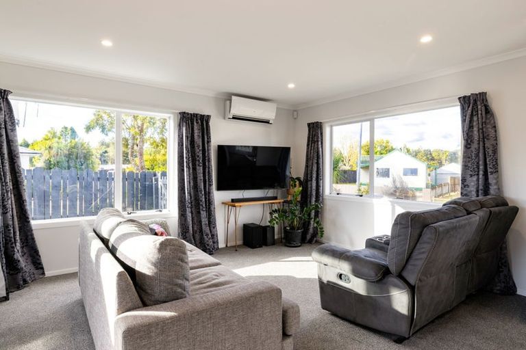 Photo of property in 17 Taksan Place, Pukete, Hamilton, 3200