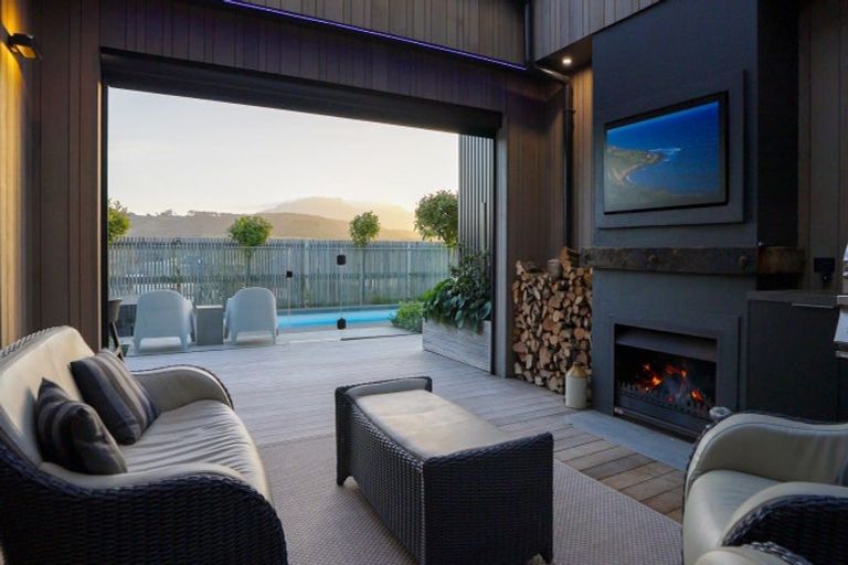 Photo of property in 46 Rangitahi Road, Raglan, 3225