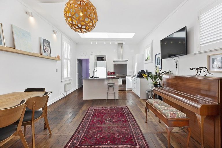 Photo of property in 109 Constable Street, Newtown, Wellington, 6021