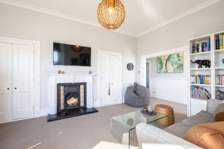 Photo of property in 149a Tukapa Street, Westown, New Plymouth, 4310