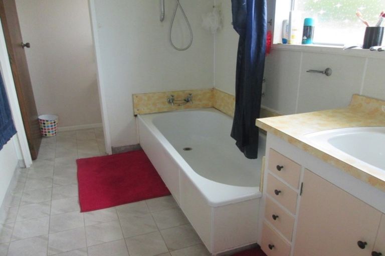 Photo of property in 668d Pioneer Highway, Highbury, Palmerston North, 4412