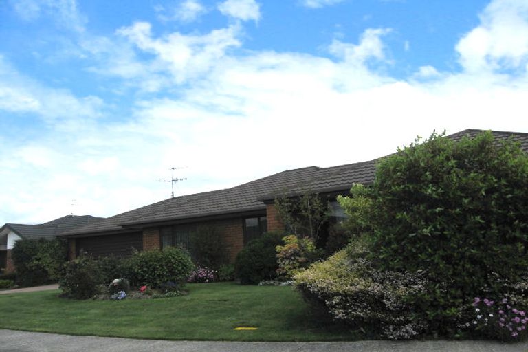 Photo of property in 12 Holcroft Place, Stoke, Nelson, 7011