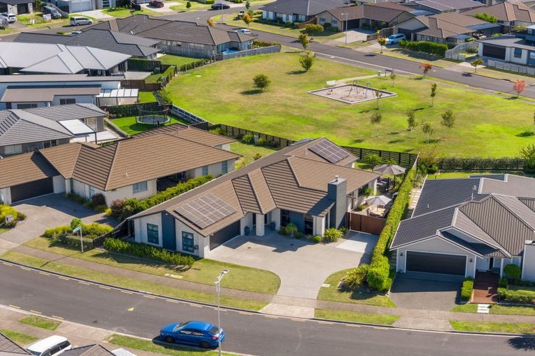 Photo of property in 65 Puhirake Crescent, Pyes Pa, Tauranga, 3112