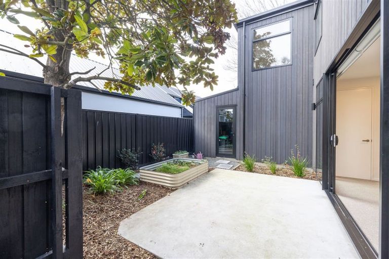 Photo of property in 91 Innes Road, St Albans, Christchurch, 8052