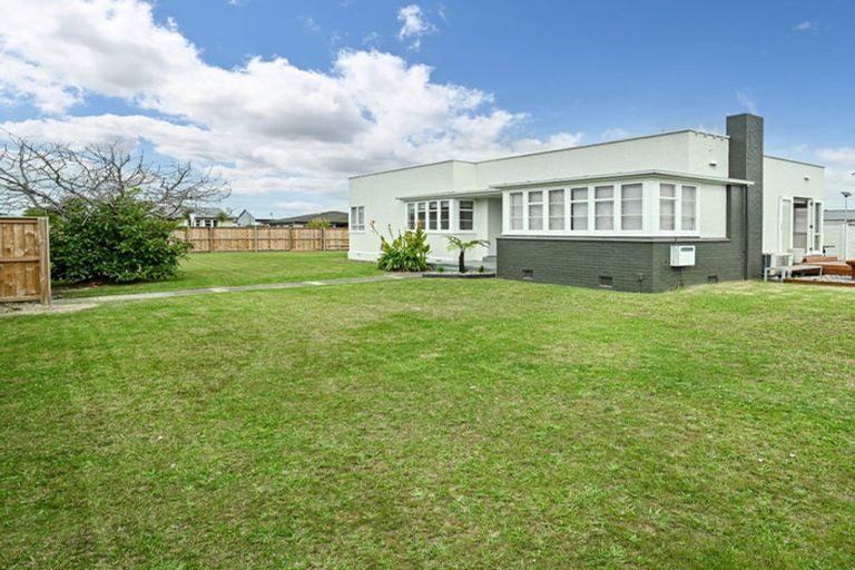 Photo of property in 1 Lowry Terrace, Marewa, Napier, 4110