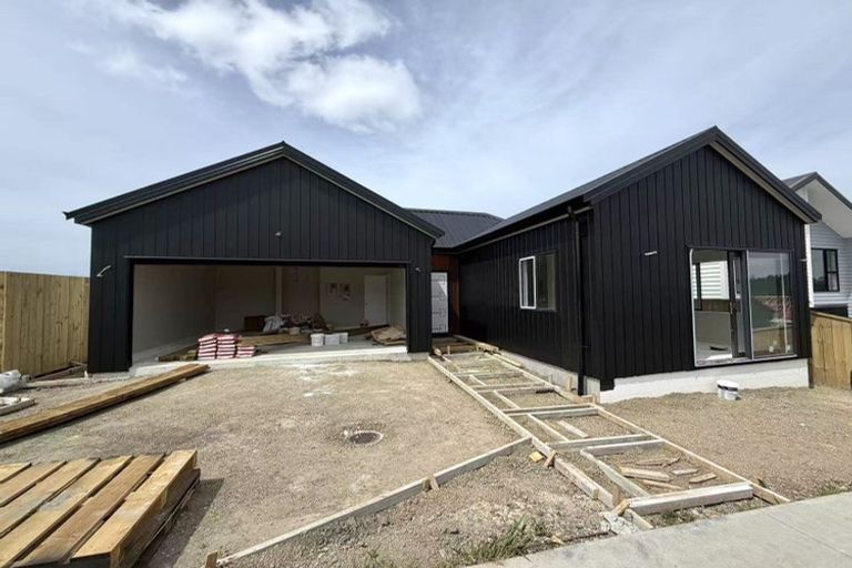 Photo of property in 94 Huanui Drive, Wainui, 0992