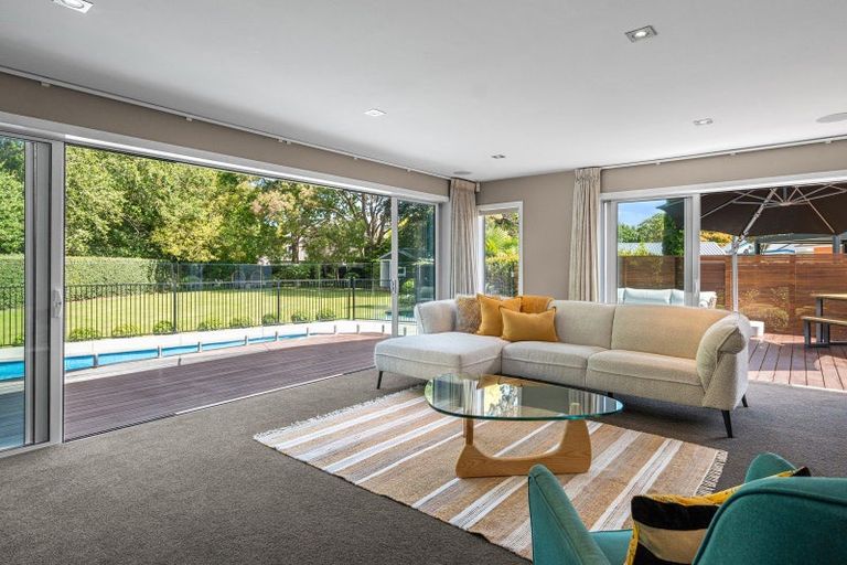 Photo of property in 481 Avonhead Road, Avonhead, Christchurch, 8042