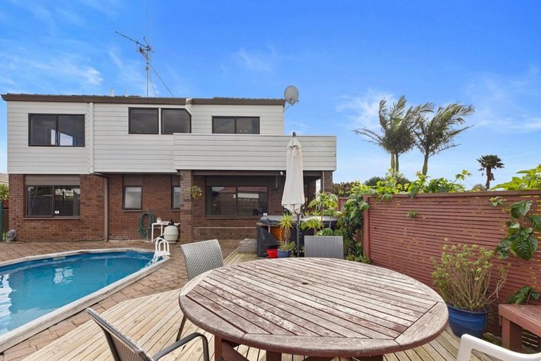 Photo of property in 8 Claridge Place, Mount Maunganui, 3116