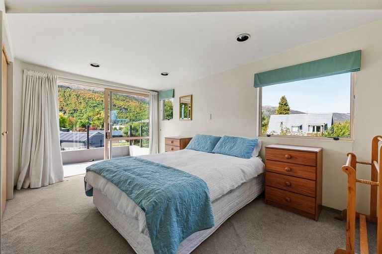 Photo of property in 12 Ritchie Street, Arrowtown, 9302