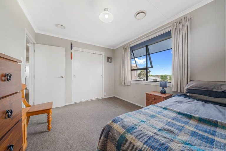 Photo of property in 28 Kingsford Street, Bell Block, New Plymouth, 4312