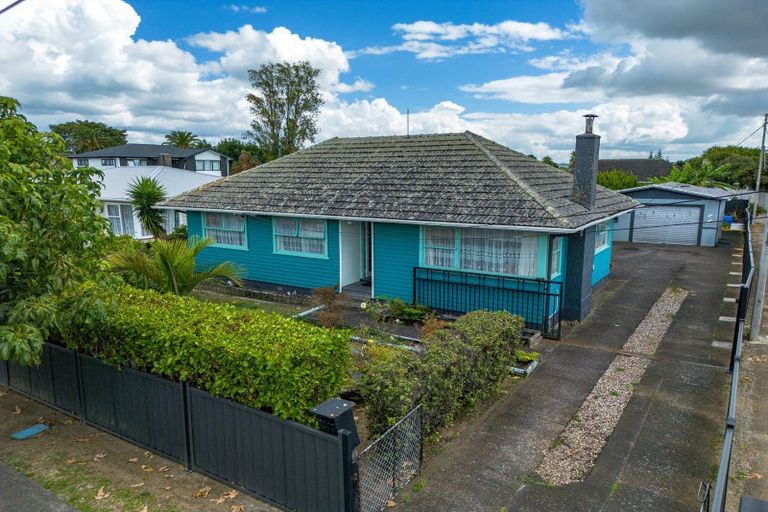 Photo of property in 150 Hall Avenue, Favona, Auckland, 2024