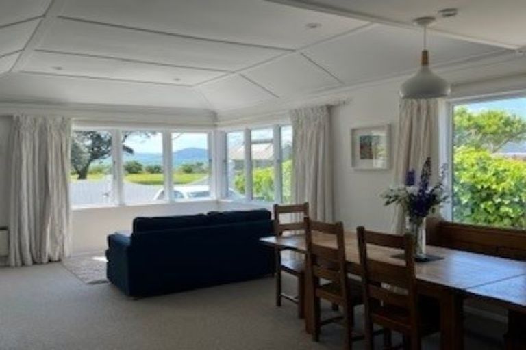 Photo of property in 50 Forres Street, Seatoun, Wellington, 6022