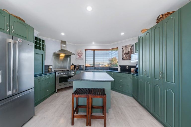 Photo of property in 101 Parnell Heights, Kelvin Grove, Palmerston North, 4414