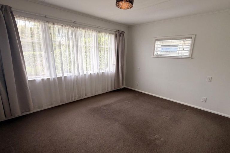Photo of property in 19 Bond Street, Hokowhitu, Palmerston North, 4410