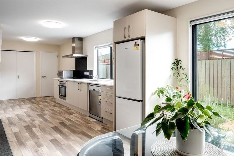 Photo of property in 1/120 Stanmore Road, Linwood, Christchurch, 8011