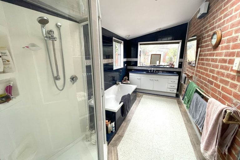 Photo of property in 9 Sandringham Street, Saint Clair, Dunedin, 9012