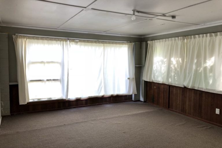 Photo of property in 64 Don Buck Road, Massey, Auckland, 0614