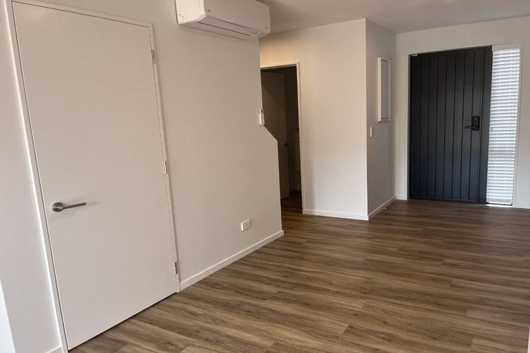 Photo of property in 4/10 Goldsmith Place, Waltham, Christchurch, 8023