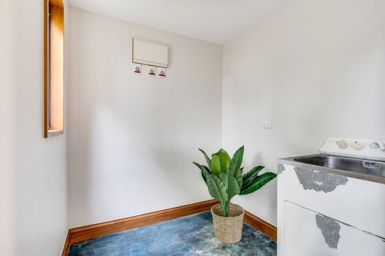 Photo of property in 2/155 Yaldhurst Road, Sockburn, Christchurch, 8042