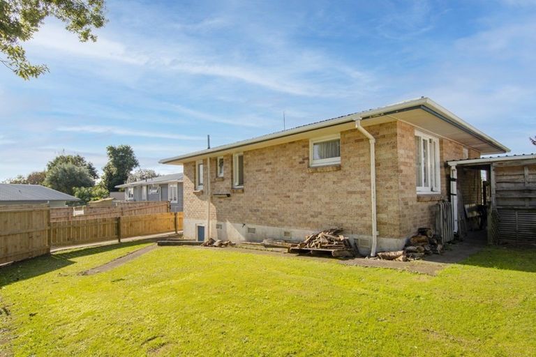 Photo of property in 29 Henderson Crescent, Parkvale, Tauranga, 3112