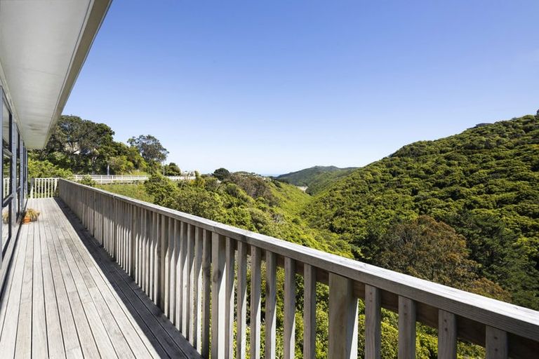 Photo of property in 1 Makomako Road, Brooklyn, Wellington, 6021