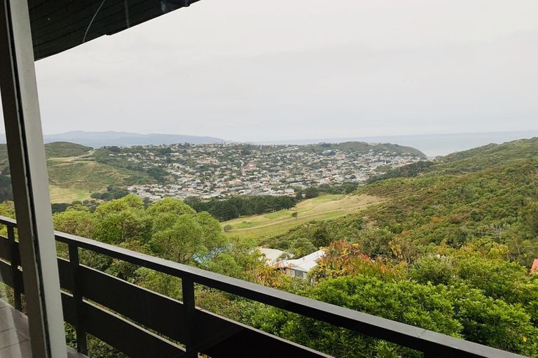Photo of property in 6 Stormont Place, Kingston, Wellington, 6021