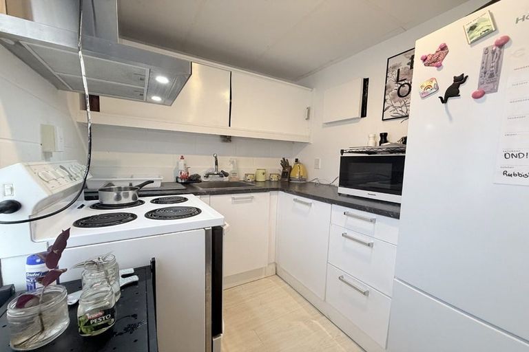 Photo of property in 12/118-122 Randwick Road, Moera, Lower Hutt, 5010