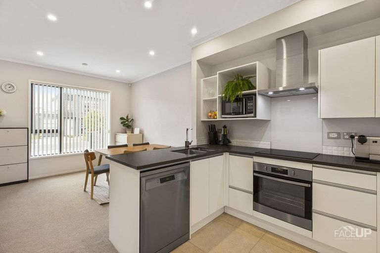 Photo of property in 20 Spotted Dove Road, Hobsonville, Auckland, 0616