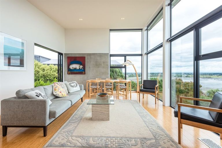 Photo of property in 45 Saint Andrews Hill Road, Mount Pleasant, Christchurch, 8081