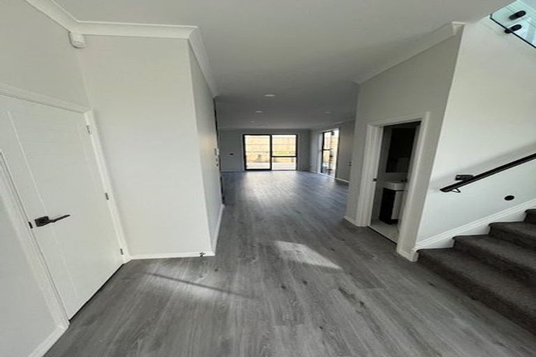 Photo of property in 30 Black Shed Road, Flat Bush, Auckland, 2019