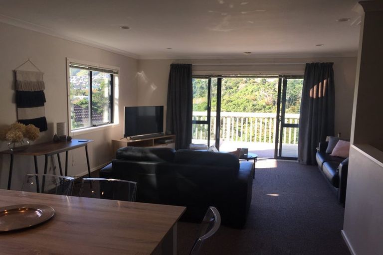 Photo of property in 28d Ronald Woolf Place, Churton Park, Wellington, 6037