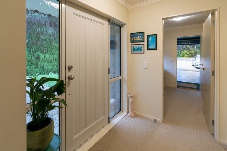 Photo of property in 27 Jacks Bush Road, Waikanae, 5391