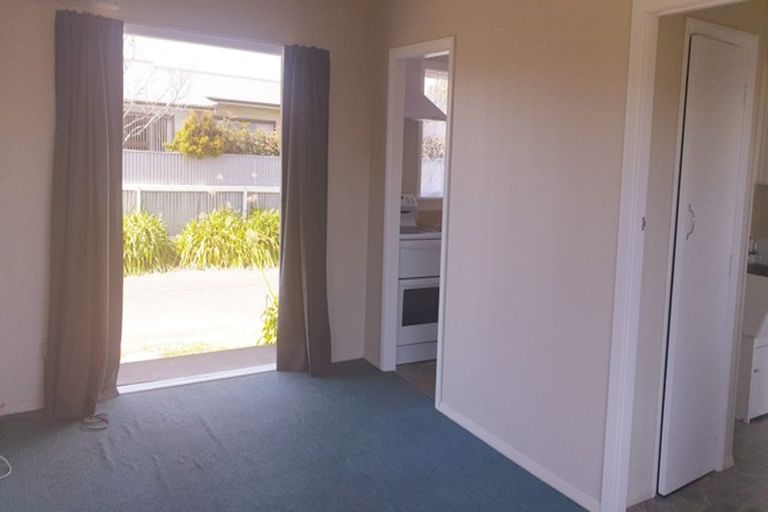 Photo of property in 2/14 Cornwall Road, Taradale, Napier, 4112