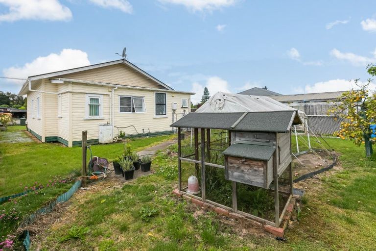 Photo of property in 57 Bibby Street, Waipawa, 4210