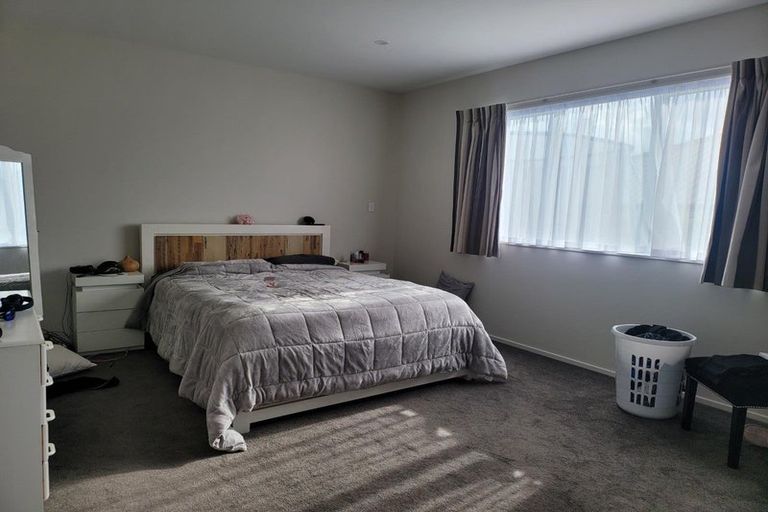Photo of property in 11 Raymond Grace Avenue, Huapai, Kumeu, 0810