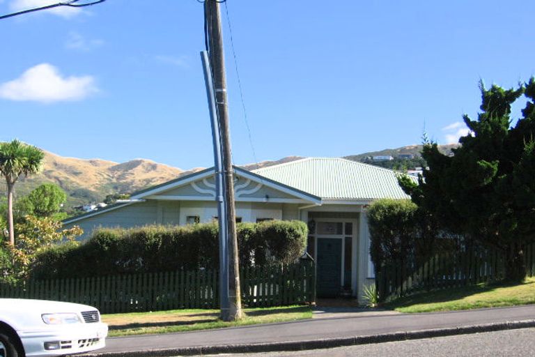 Photo of property in 4 Swansea Street, Khandallah, Wellington, 6035