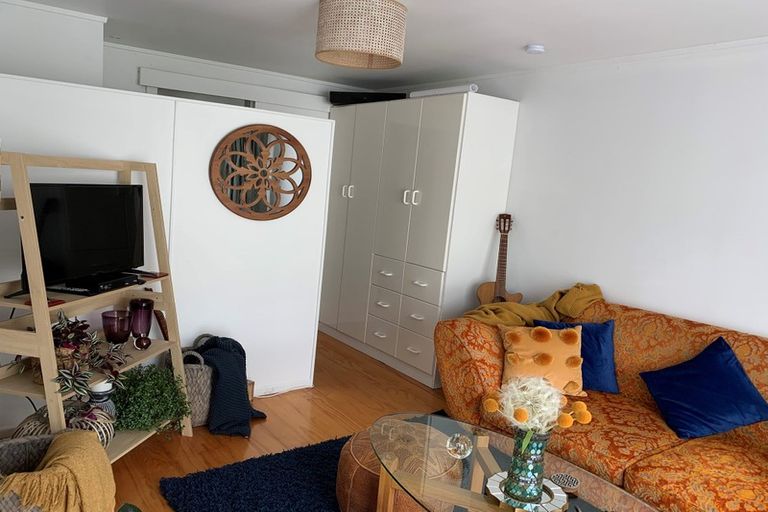 Photo of property in 1/40 Killarney Avenue, Torbay, Auckland, 0630