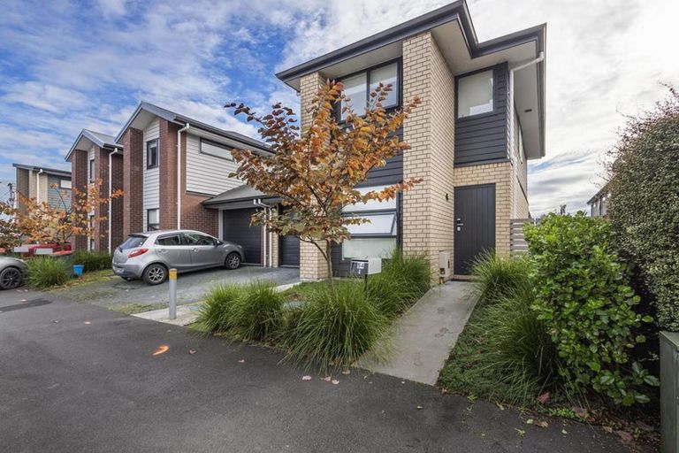 Photo of property in 54u1 Helena Road, Hillcrest, Hamilton, 3216