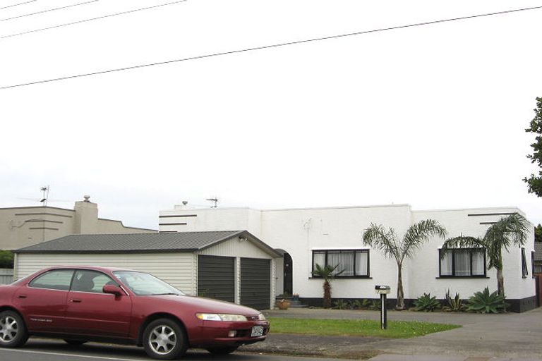 Photo of property in 75a Harris Street, Pukekohe, 2120