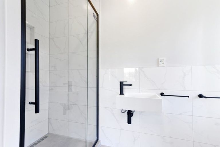 Photo of property in 23 Molyneux Close, Whitby, Porirua, 5024