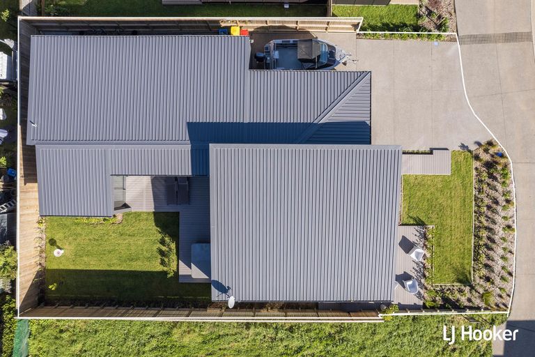 Photo of property in 6 Beau Lane, Waihi Beach, 3611